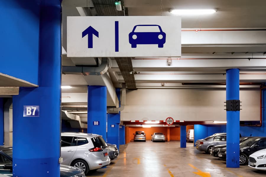car parking in Dubai