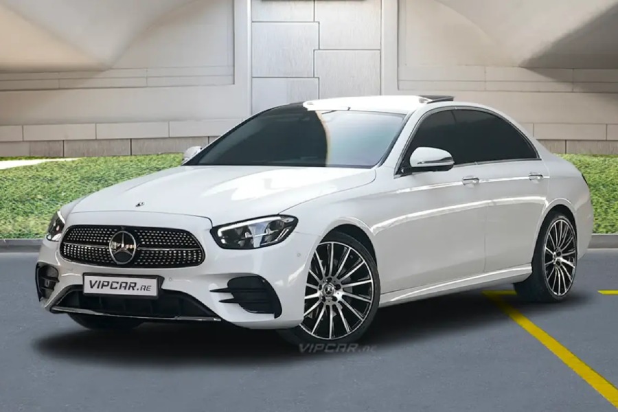 How to Choose the Perfect Family Car Rental in Dubai