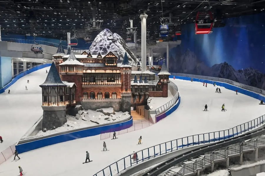 Ski Dubai (Indoor Snow Park)