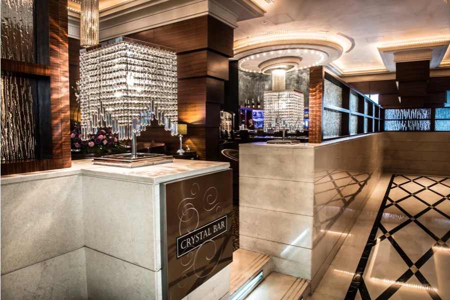 کلاب کریستال بار