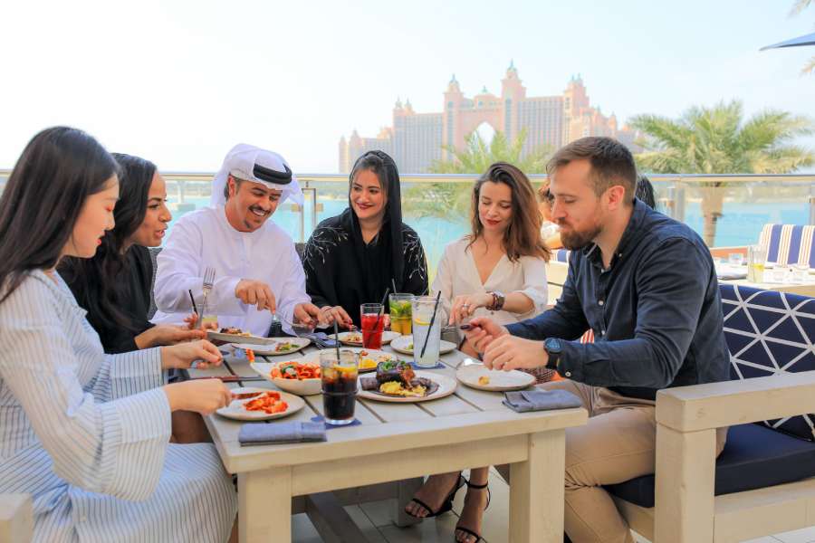 هزینه ناهار و شام در دبی