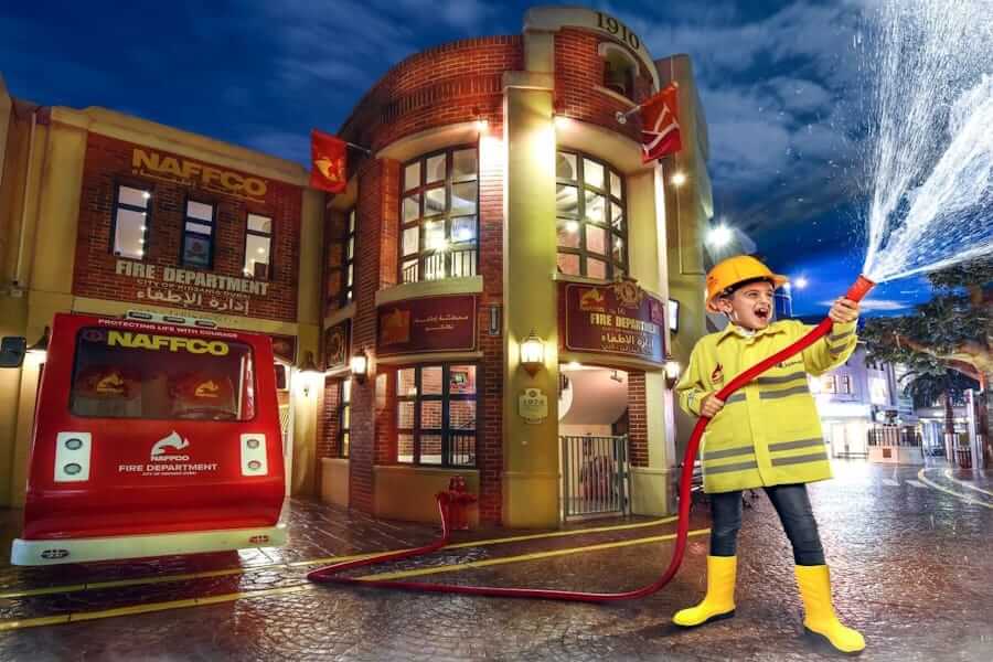 کیدزانیا (KidZania) دبی مال 